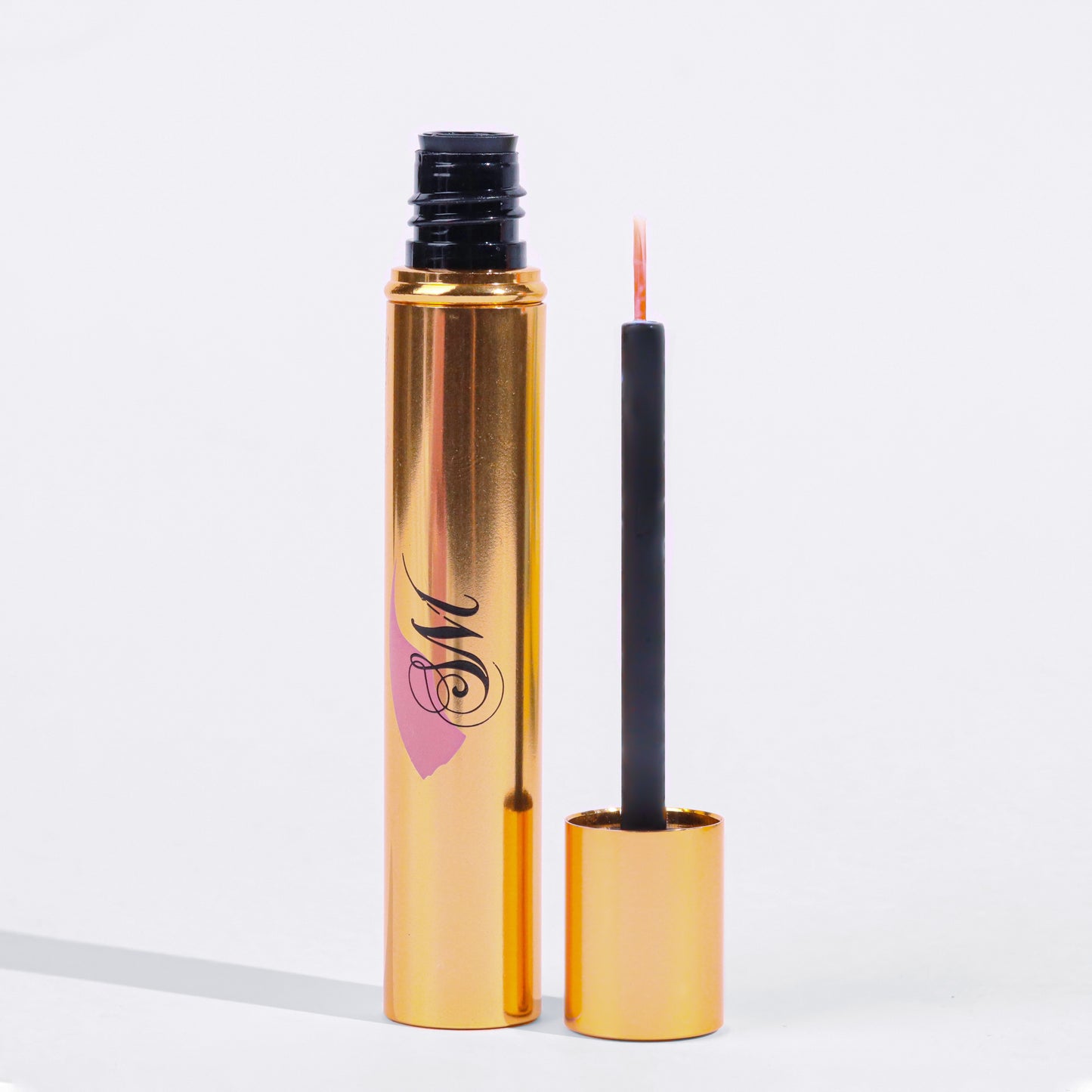 lash glue by Samahmbeauty