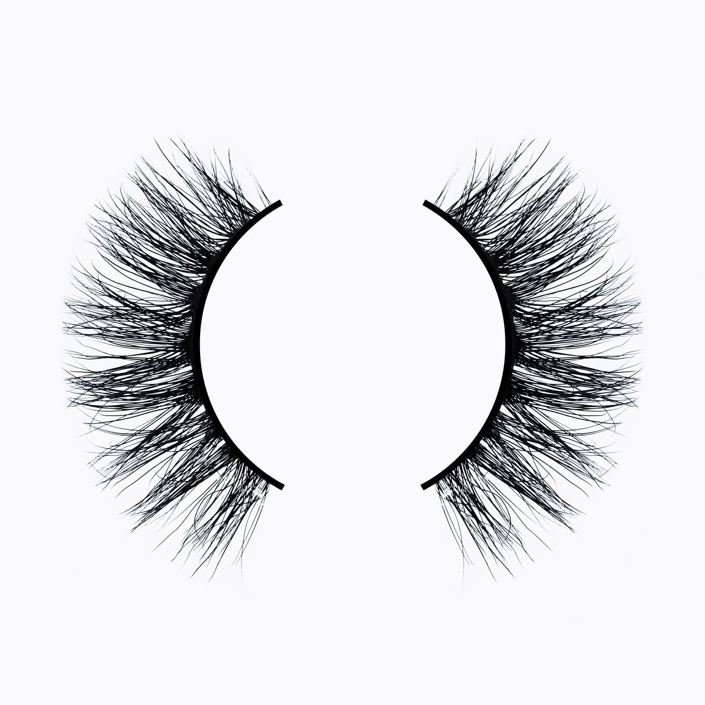 premium lashes by Samahmbeauty