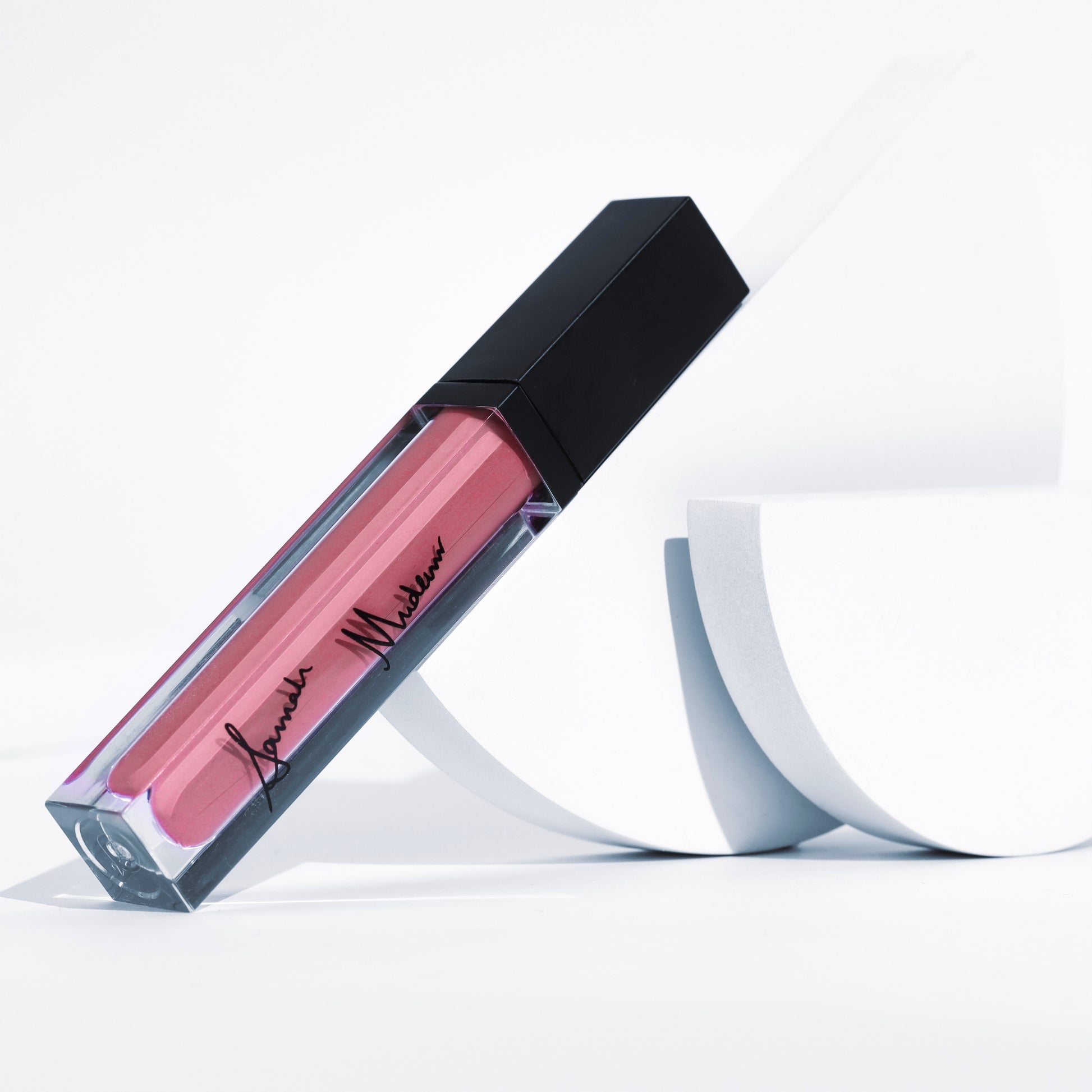 Lipstick by Samahmbeauty