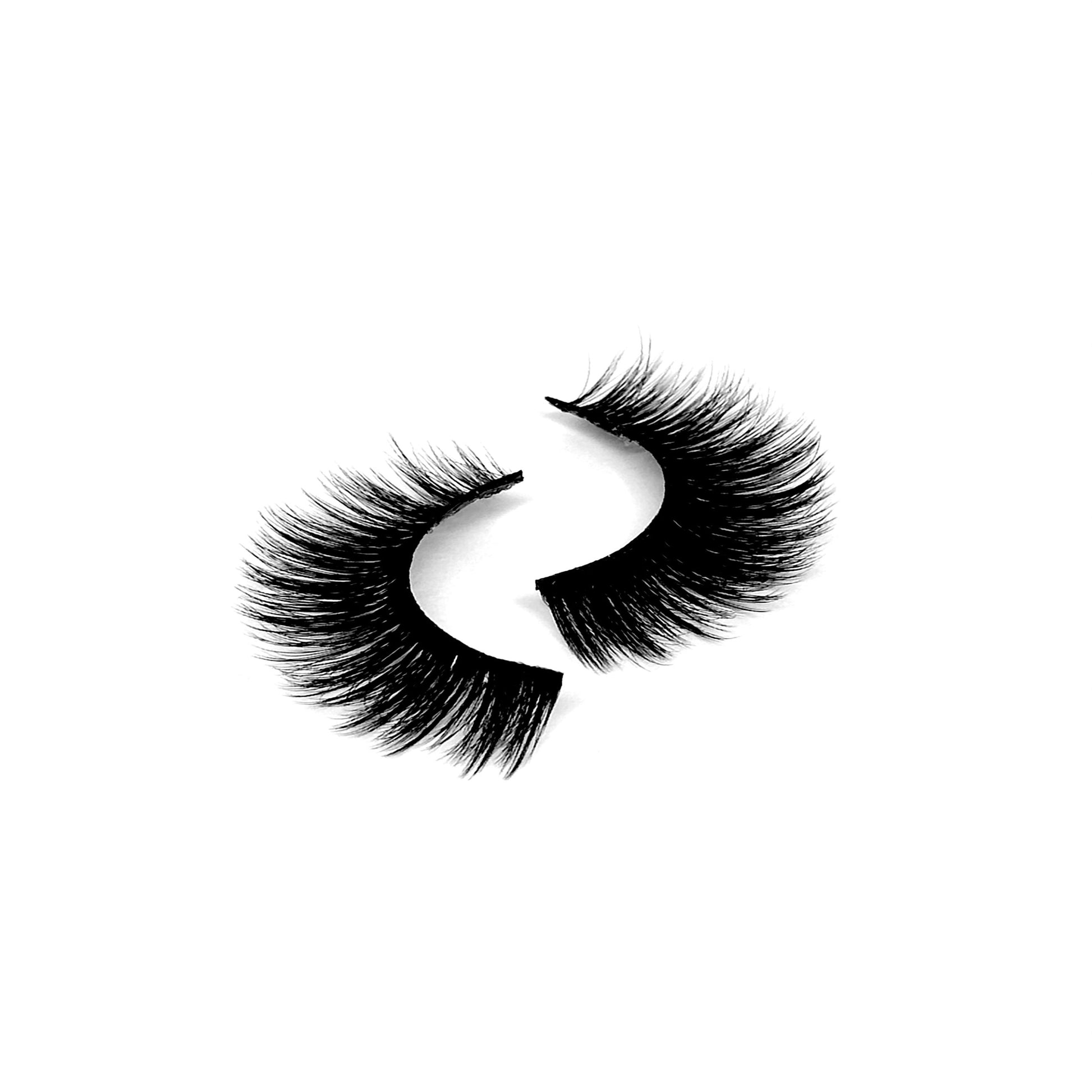 premium lashes by Samahmbeauty
